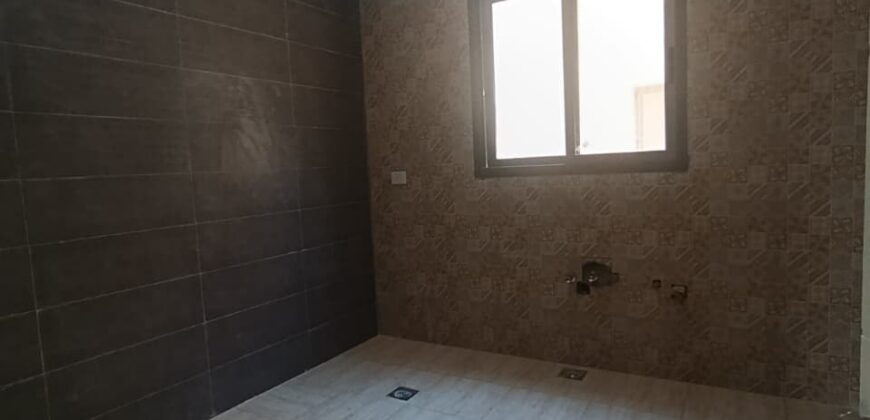 For Sale: Apartment in Mar Chaaya