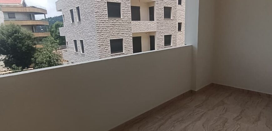 For Sale: Apartment in Mar Chaaya