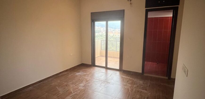 For Sale: Apartment in Mansourieh