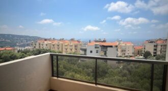 For Sale: Apartment in Mansourieh