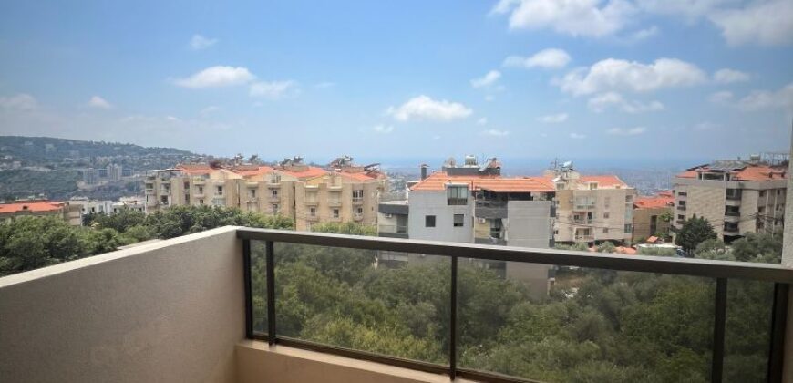 For Sale: Apartment in Mansourieh