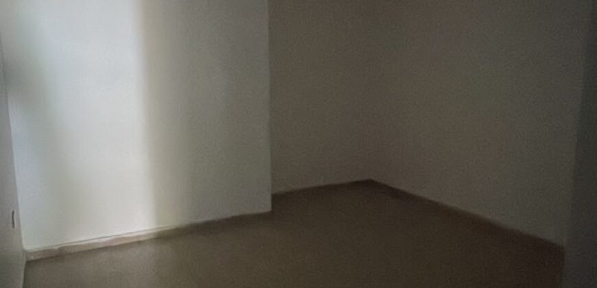For Sale: Apartment in Mansourieh