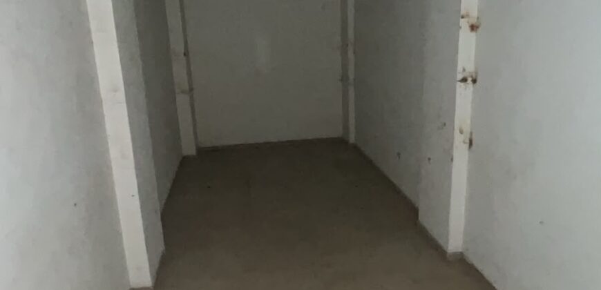 For Rent: Shop in Dekweneh