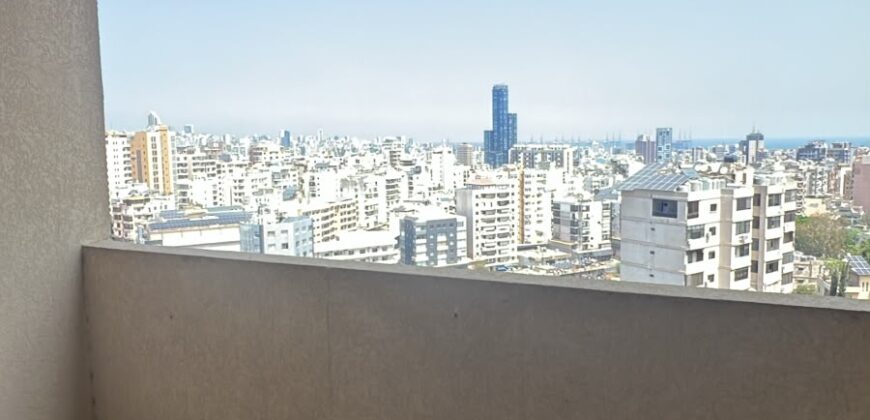For Sale: Apartment in Dekweneh
