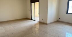 For Sale: Apartment in Dekweneh