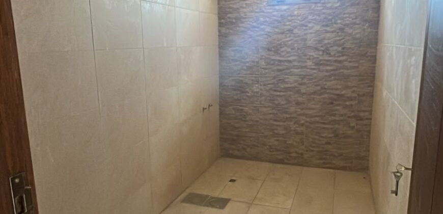 For Sale: Apartment in Dekweneh
