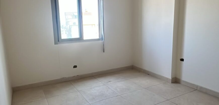 For Sale: Apartment in Dekweneh