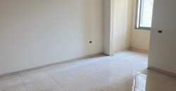 For Sale: Apartment in Dekweneh