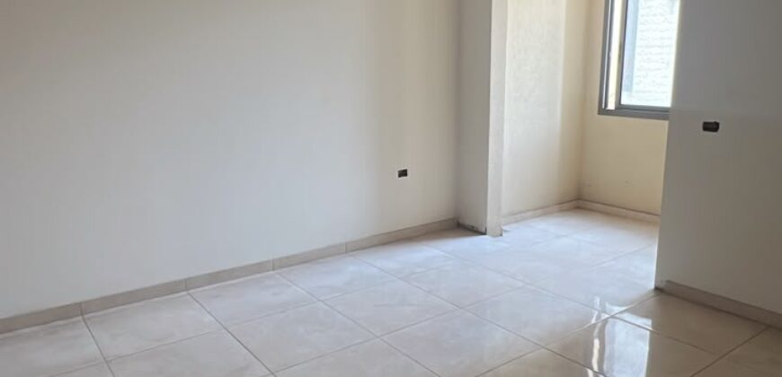 For Sale: Apartment in Dekweneh