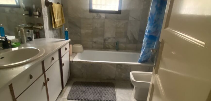 For Sale: Apartment in Mtayleb