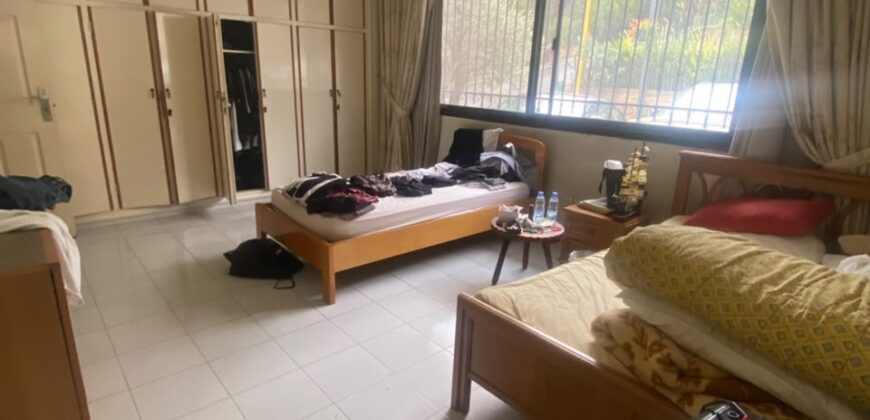 For Sale: Apartment in Mtayleb