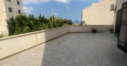 For Sale: Apartment in Mtayleb