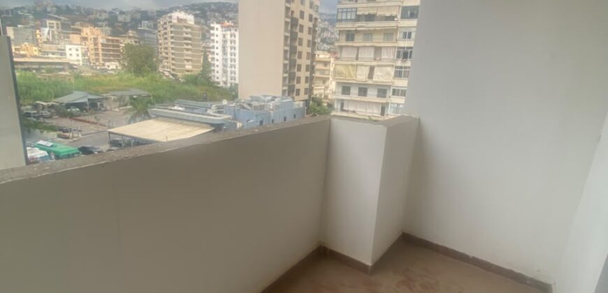 For Sale: Apartment in Antelias