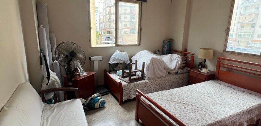 For Sale: Apartment in Dekweneh