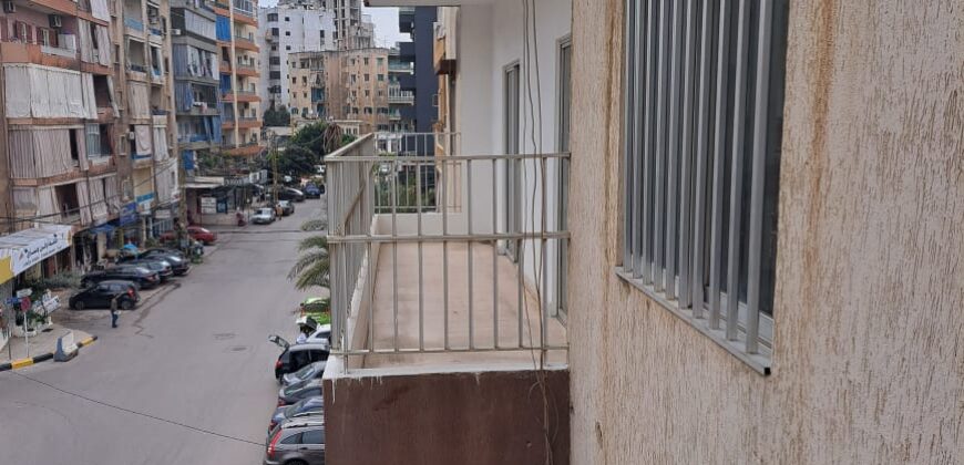 For Sale: Apartment in Dekweneh