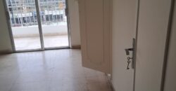 For Sale: Apartment in Dekweneh