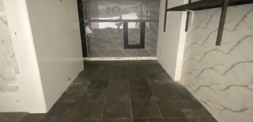 For Rent or For Sale: Shop in Zalka