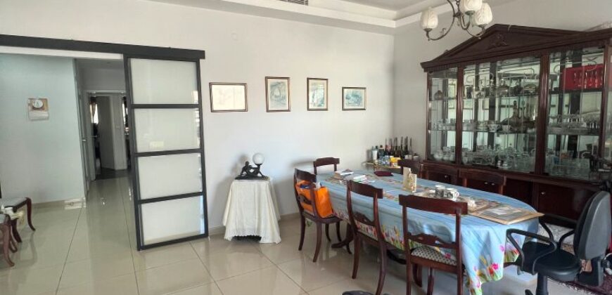 For Sale: Apartment in Horsh Tabet
