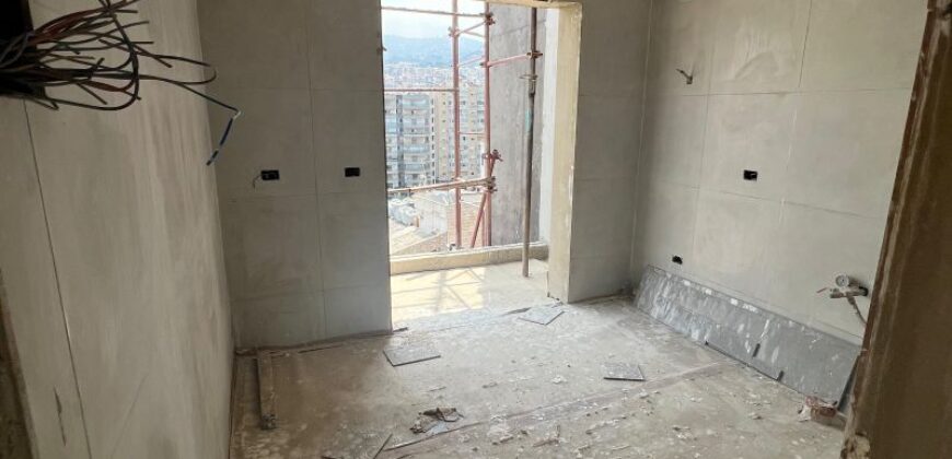 For Sale: Apartment in Dekweneh