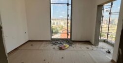 For Sale: Apartment in Dekweneh