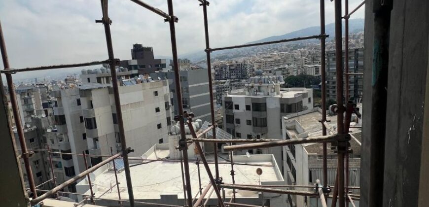 For Sale: Apartment in Dekweneh