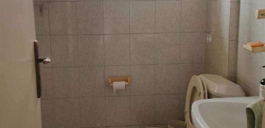For Sale: Apartment in Achrafieh
