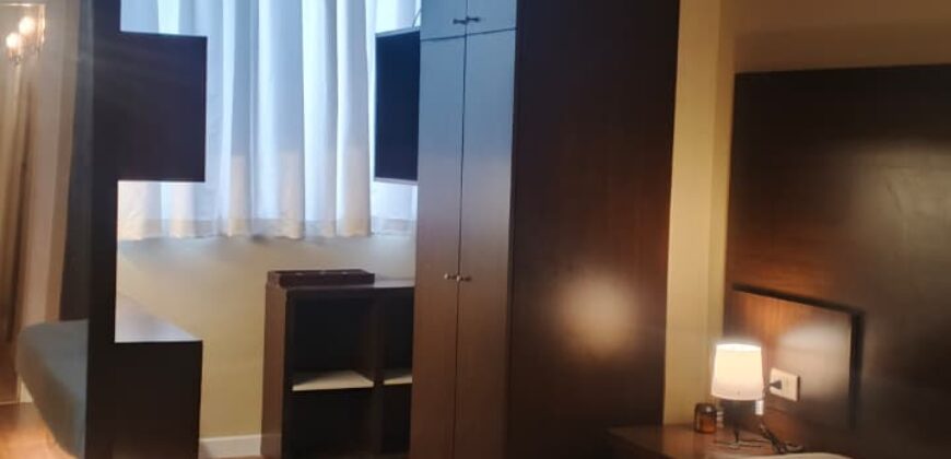 For Rent: Apartment in Achrafieh