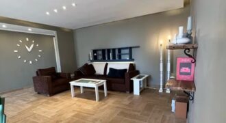 For Rent: Apartment in Achrafieh