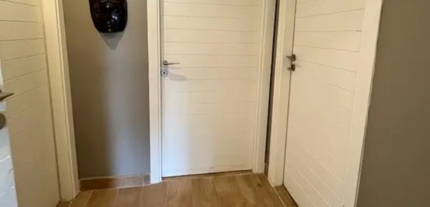For Rent: Apartment in Achrafieh