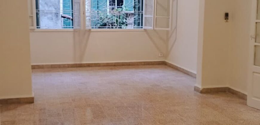 For Rent: Apartment in Rmeil