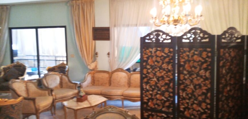For Sale: Apartment in Ras El Nabeh, Beirut