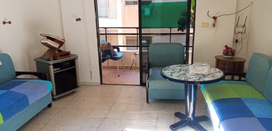 For Sale: Apartment in Ras El Nabeh, Beirut