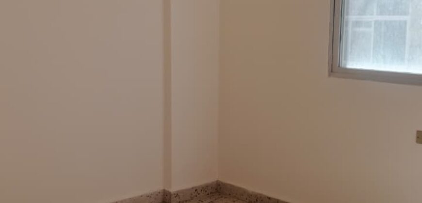 For Sale: Apartment in Achrafieh