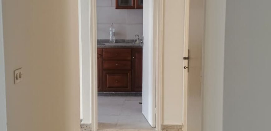 For Sale: Apartment in Achrafieh
