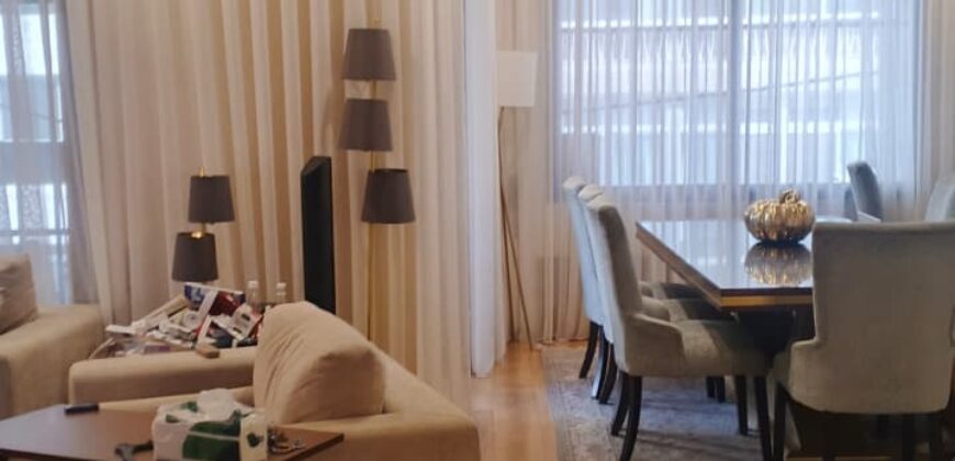 For Sale: Apartment in Mar Elias-Beirut