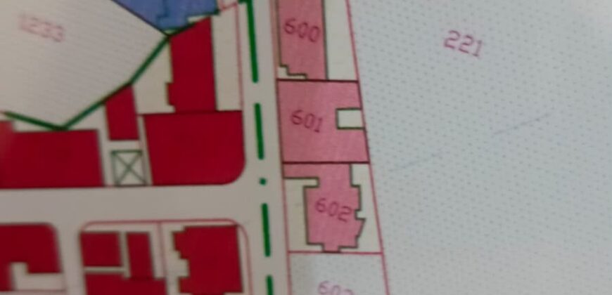 For Sale: Land in Dekweneh