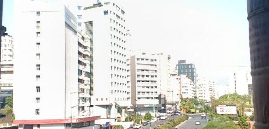 For Sale: Apartment in Ramlet El Bayda