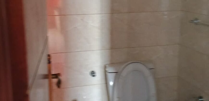 For Sale: Apartment in Mar Elias-Beirut
