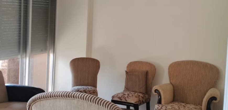 For Sale: Apartment in Mar Elias-Beirut