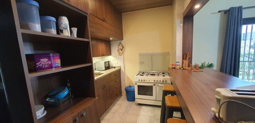 For Rent: Apartment in Sioufi