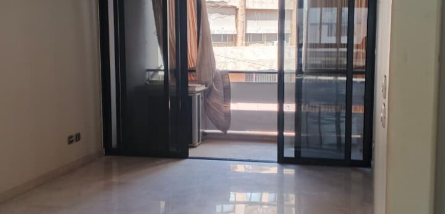 For Sale: Apartment in Bir Hassan