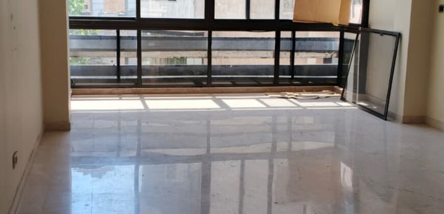 For Sale: Apartment in Bir Hassan