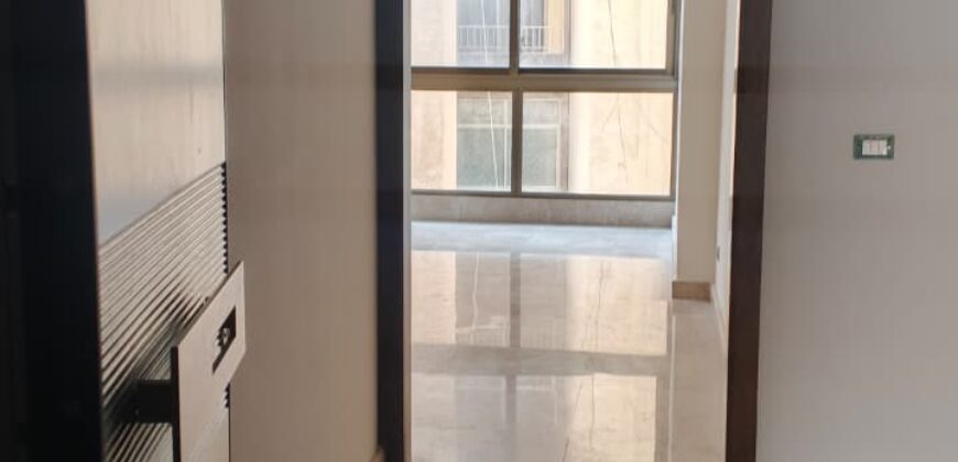 For Sale: Apartment in Burj Abi Haidar