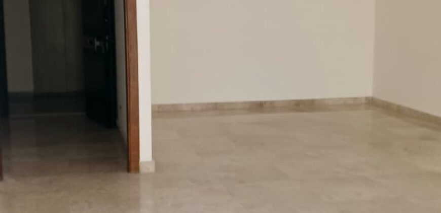 For Sale: Apartment in Burj Abi Haidar