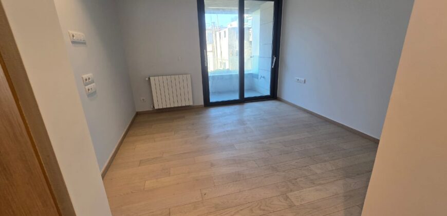 For Sale: Apartment in Saifi-Achrafieh