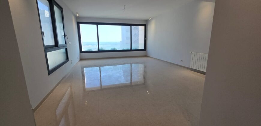 For Sale: Apartment in Saifi-Achrafieh