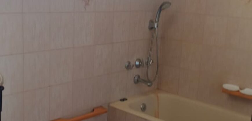 For Sale: Apartment in Mar Elias-Beirut