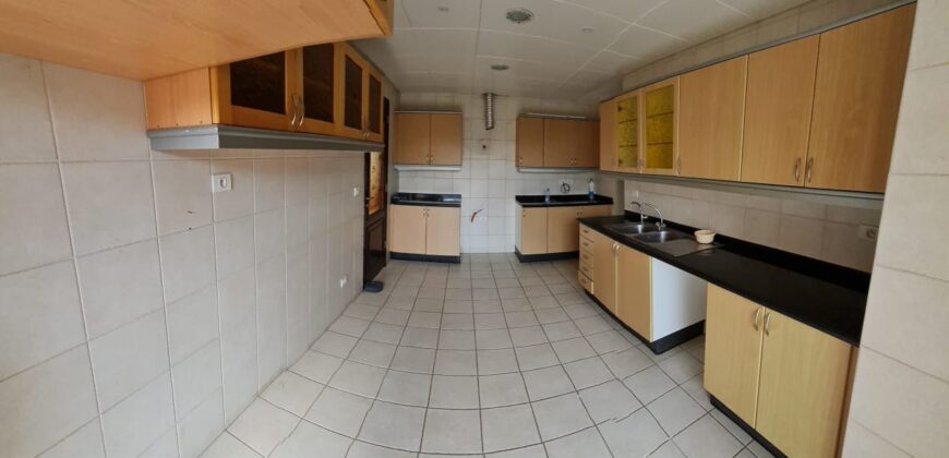 For Sale: Apartment in Doha Hills-Aley