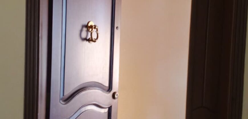 For Rent: Apartment in Achrafieh