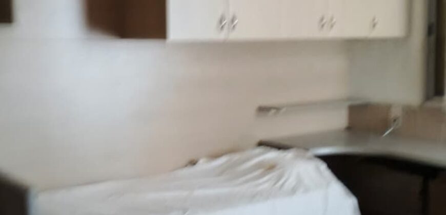 For Rent: Apartment in Achrafieh